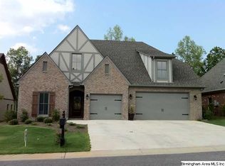 208 Dunrobin Cv, Pelham, AL 35124