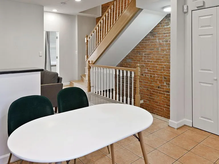 541 Florida Ave NW — Photo 11
