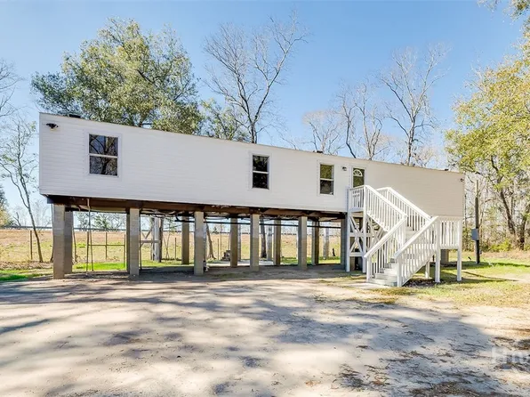 451 Schuman Drive, Bloomingdale, GA 31302