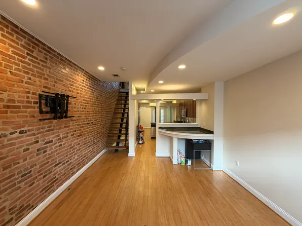 18 S Ellwood Ave, Baltimore, MD 21224