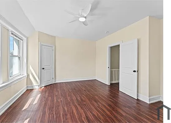 1943 Stenton Ave — Photo 11