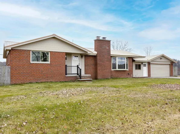 1240 E Price Rd, Midland, MI 48642