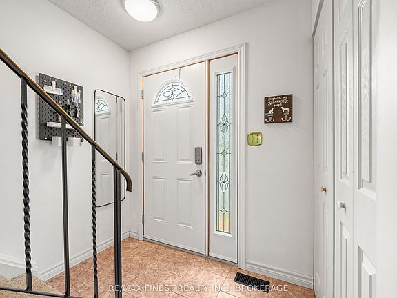4th image of 860 Beaconhill Ct
