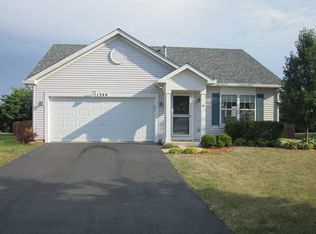 1344 Dahlgren Ln, Minooka, IL 60447
