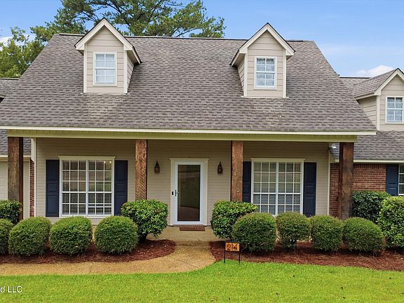3rd image of 214 Indian Pines Ln