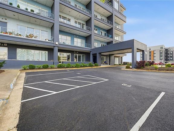 3rd image of 40 Rader St APT 101
