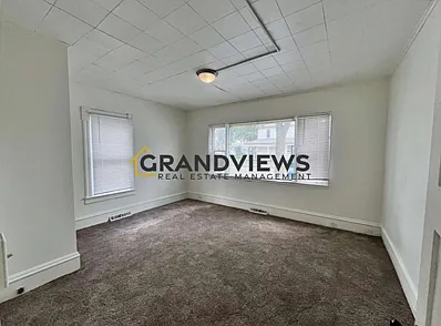 3 bed, 1100 sqft, $1,175 — Photo 3