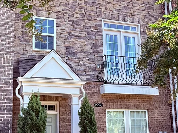 1996 Bryant Park Ln, Decatur, GA 30033