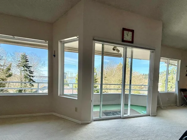 11430 99th Pl NE APT 7, Kirkland, WA 98033