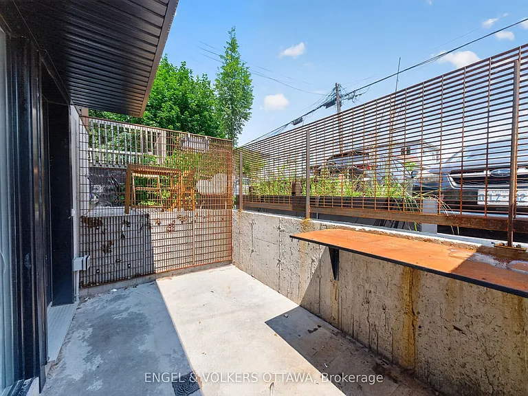 117 Carruthers Ave #D — Photo 22