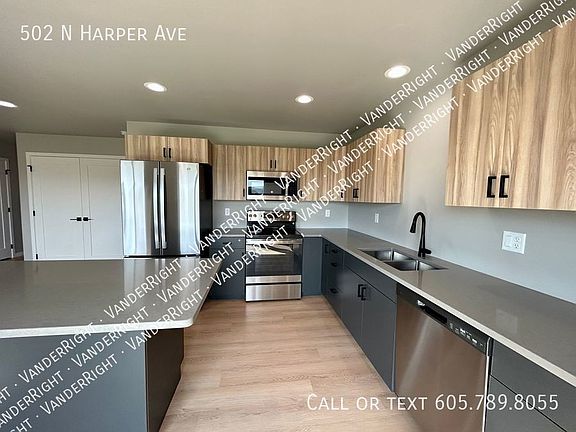 3rd image of 502 Harper Ave