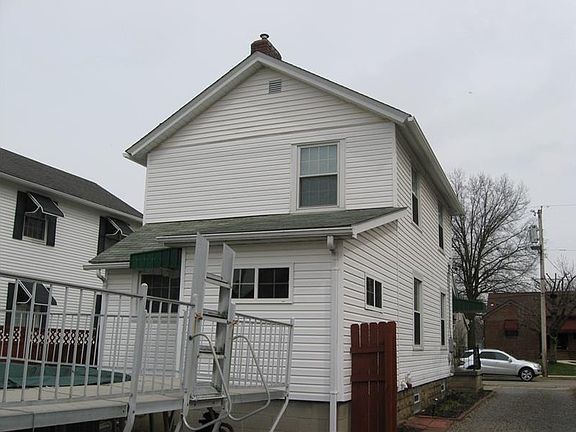 3rd image of 311 Petain St