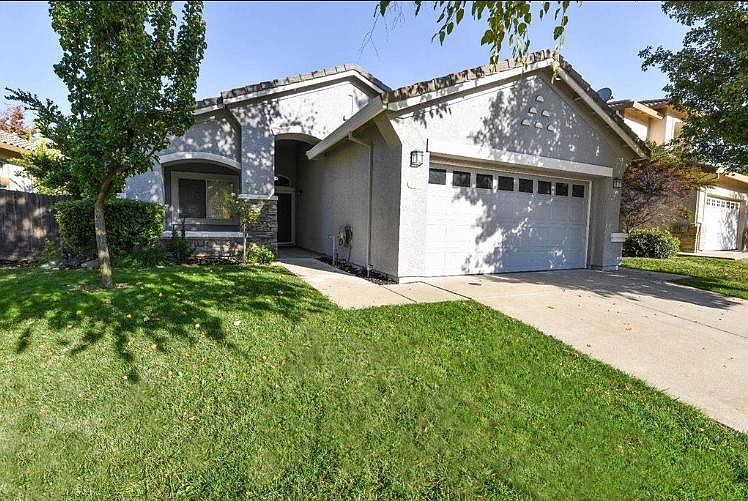 1372 Walden Dr.