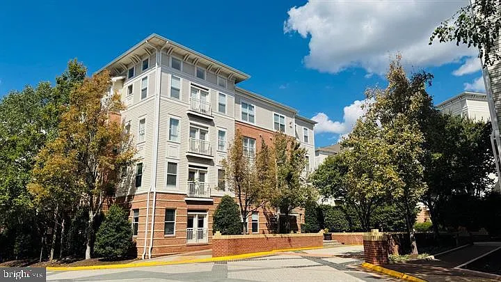 9480 Virginia Center Blvd — Photo 2