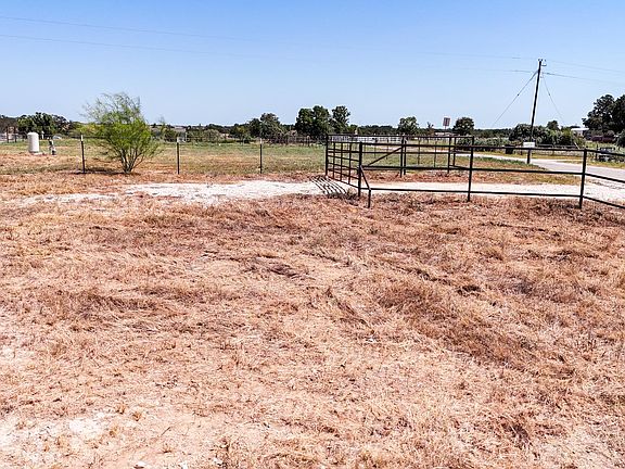 3rd image of 4049 Old Colony Line Rd