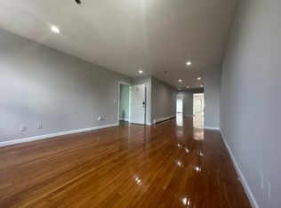 258 Old River Rd APT 2, Edgewater, NJ 07020