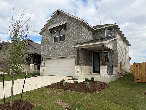 137 Clover Bend Elevation Image 2
