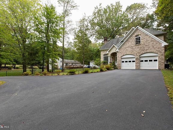 3rd image of 13612 Independence Dr