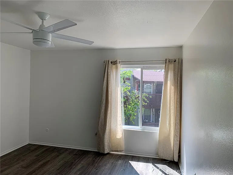 1030 W Macarthur Blvd #154 — Photo 9