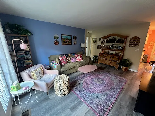 2501 S Walter Reed Dr #A — Photo 4