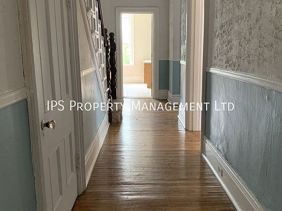 4th image of 114 Bridge St E