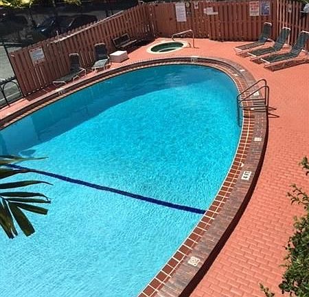 4th image of 670 Tennis Club Dr APT 107