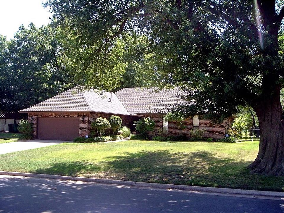 1st image of 2138 N Edinburg Dr