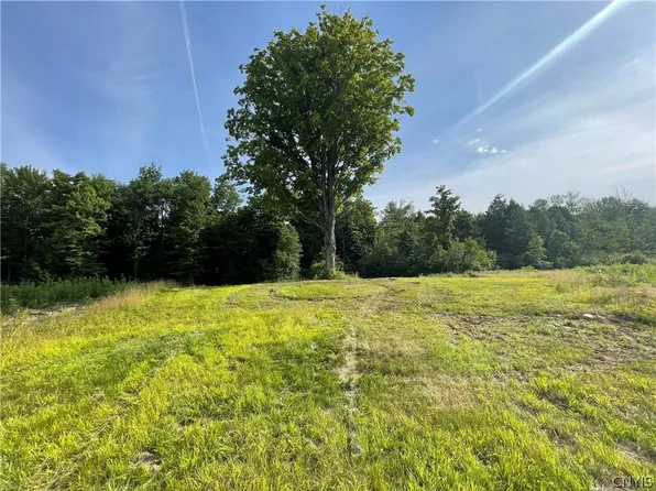 639 Canning Factory Rd #29, Pulaski, NY 13142