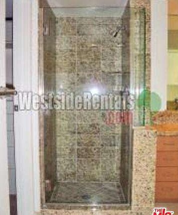 5th image of 13700 Marina Pointe Dr Unit 732