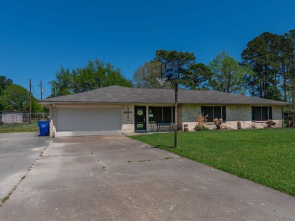 2nd image of 7648 Laurie Ln