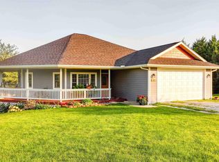 109 NW Cedar Rdg, Leon, IA 50144