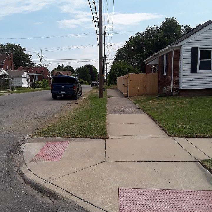 1st image of 9664 Sussex St