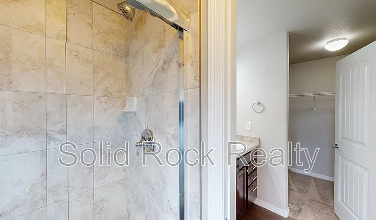 5323 Pabst Dr — Photo 10