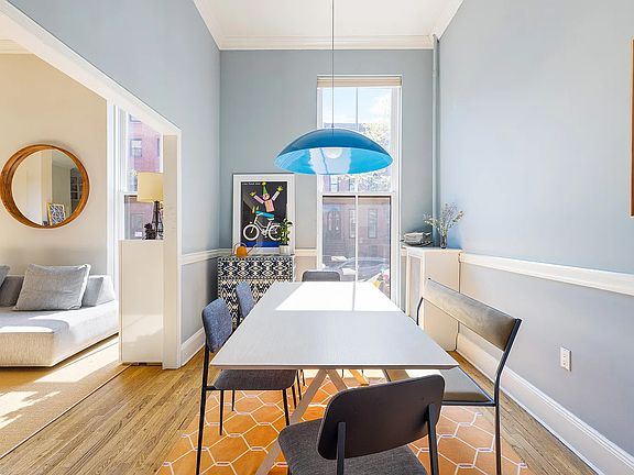 5th image of 26 Strong Pl APT 2