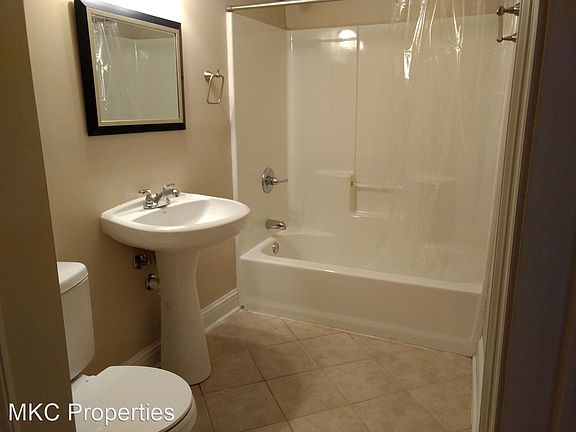 2nd image of 722 Louisa St APT 5