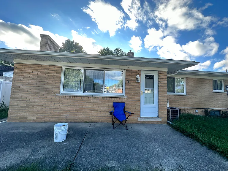 37512 Ladue St — Photo 10