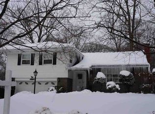 45 Merritt Dr, Schenectady, NY 12306