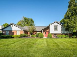 137 Earlsgate Rd, Dayton, OH 45440
