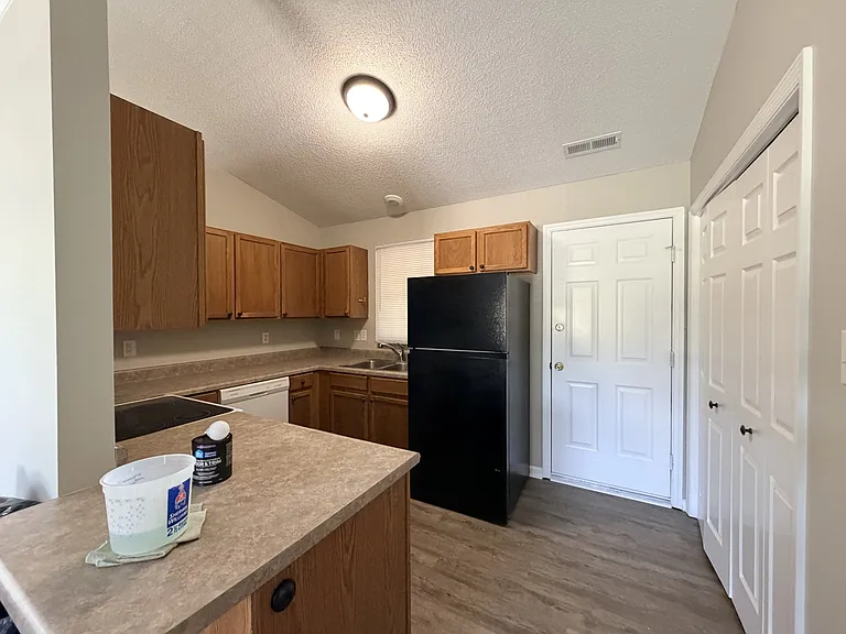 3209 Deer Path Cir — Photo 5