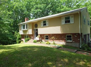 31 Roberts Rd, Marlborough, CT 06447