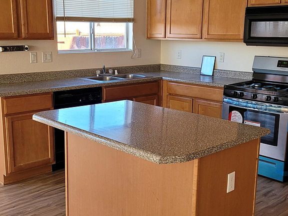 3rd image of 6909 Zarzamora Ave NW