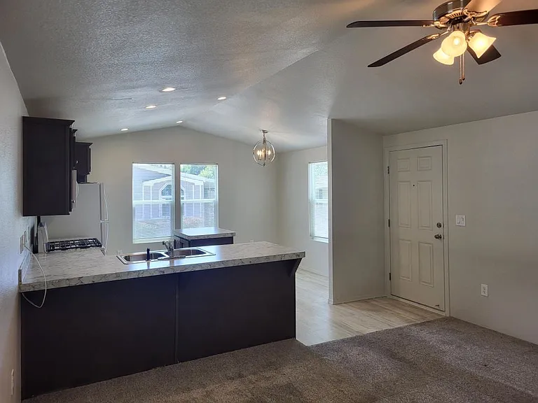 415 N Akers Rd #126 — Photo 9