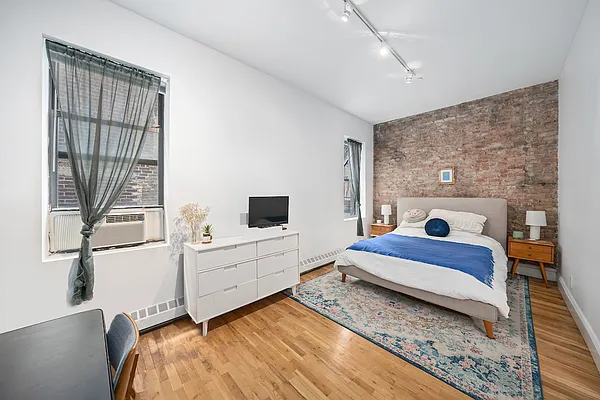 Rented by Corcoran | media 9