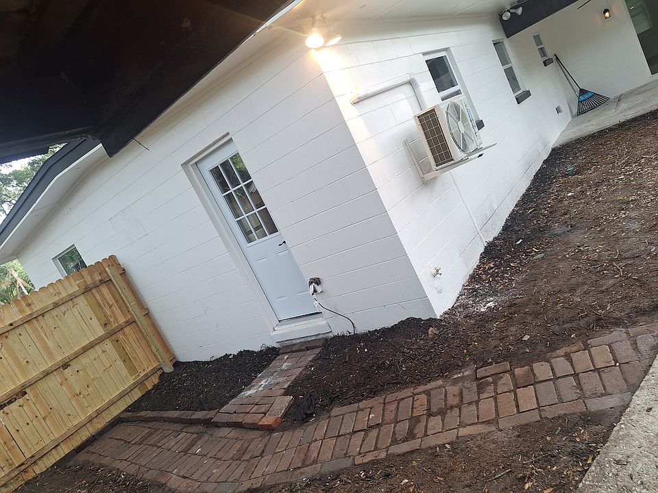 1st image of 2817 Touraine Ave #B