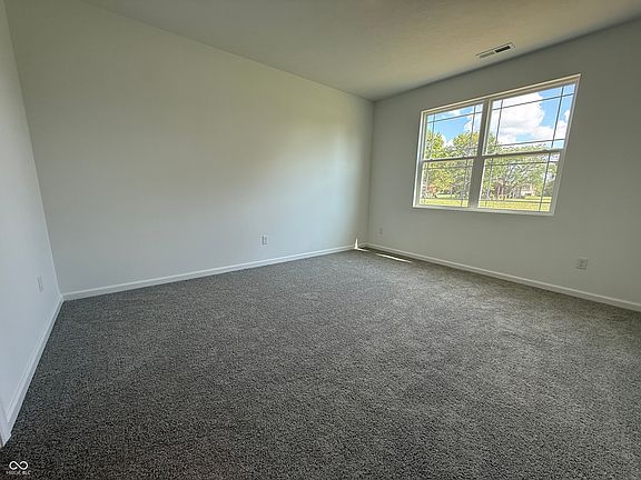 3rd image of 2055 Quail West Dr