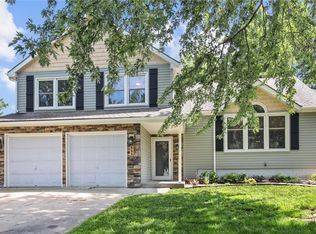 447 N Cherry St, Gardner, KS 66030