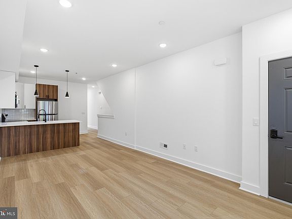 2nd image of 2505 N 11th St #1