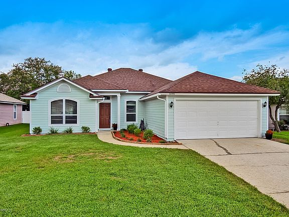 2nd image of 12391 Casheros Cove Dr S