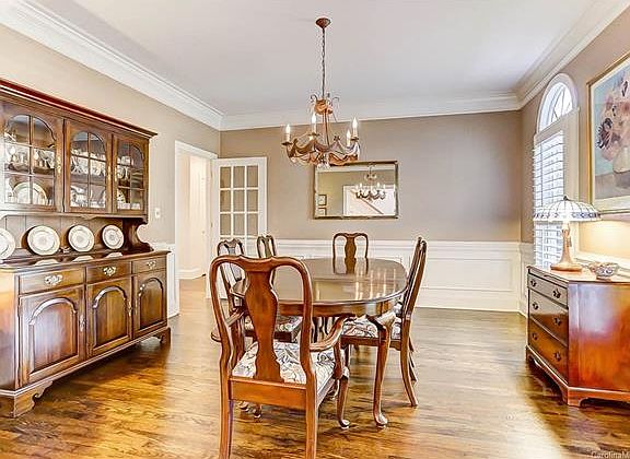 4th image of 9024 Yellow Pine Ct
