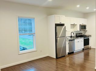 169 Boston Post Rd, Waterford, CT 06385